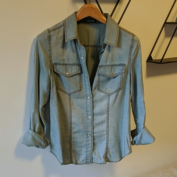 TROUVE Western Chambray Snap Button Shirt - Picture 1 of 5